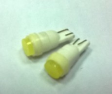 LED-крушки за габарит и плафон,светещи в ярка светлина с XENON ефект.
Модел:Р1057
Цена-8лвкт.
