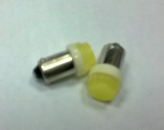 LED-крушки за габарит с метален цокъл,светещи в ярка светлина с XENON ефект.
Модел:28093
Цена-9лвкт.
