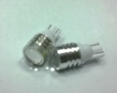 LED-крушки с лупа за габарит и плафон,светещи в ярка светлина с XENON eфект.
Модел:TLP-L
Цена-6лвкт.