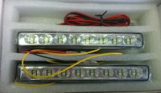 LED дневни светлини за вграждане,чрез планки и винтове,
дължина-11см.ширина-1,5см.с допълнителен кабел за връзка с мигач.
Модел:029-12V
Цена-30лв.